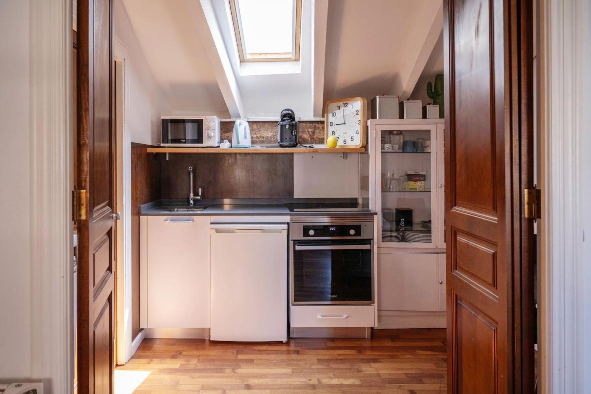 Estudio Ciutat Vella Al Lado De Jardines Del Turia Apartment Valencia Luaran gambar